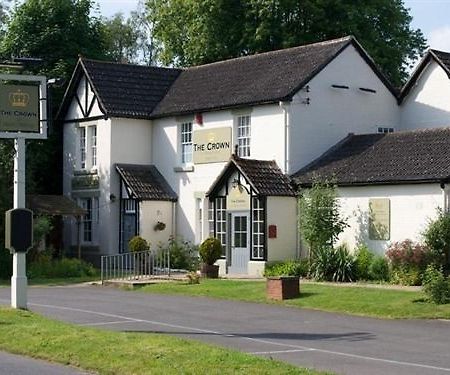 The Crown At Broad Hinton Hotel Buitenkant foto